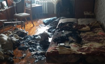 В Каменском пенсионерка отравилась угарным газом во время пожара в собственной квартире