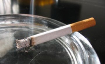 Ученые рассказали, как с помощью коробки спичек бросить курить (ВИДЕО)