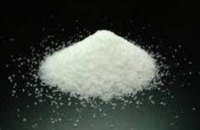 На рынках Днепропетровска предприимчивые граждане перепродают купленную в магазинах соль в 5 раз дороже