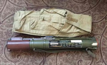 Житель Днепра хранил дома противотанковый гранатомет и наркотики