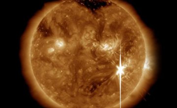 На Солнце зарегистрирована самая большая вспышка за 12 лет