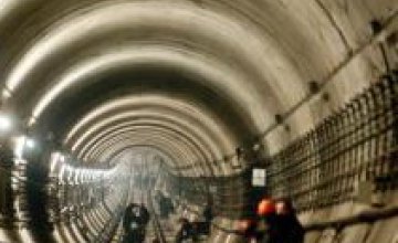  Петр Порошенко подписал закон о выделении средств на достройку метро в Днепропетровске