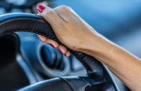 Додали впевненості за кермом: у Дніпрі для жінок-переселенок провели безкоштовні водійські курси (ФОТОРЕПОРТАЖ)
