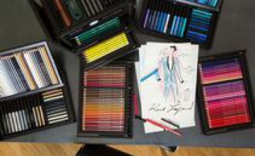 Карл Лагерфельд выпустил карандаши для рисования за $2,8 тыс