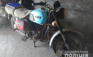 На Днепропетровщине мужчина украл из гаража соседа скутер и мотоцикл 