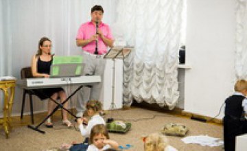 В Днепропетровске проходят концерты классической музыки для беременных и младенцев