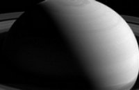 Снимки Сатурна за 11 лет соединили в видеоролик (ВИДЕО)