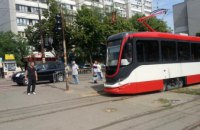 В Днепре на ул. Рабочей заметили новый современный трамвай (ФОТО)