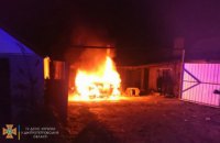 В Марганце и Подгороднем ночью горели автомобили: что произошло (ФОТО)