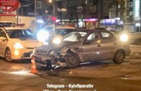 ​ДТП в Киеве: пьяный водитель проехал на красный