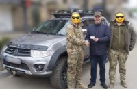 Дніпропетровськгаз передав ювілейну автівку ЗСУ