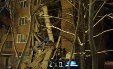 В Чернигове обрушилось общежитие: семь пострадавших