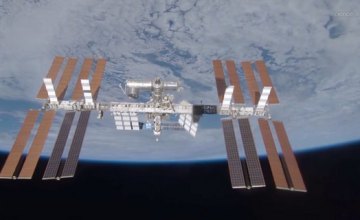 На Землю после 167 суток пребывания в космосе вернулся экипаж МКС
