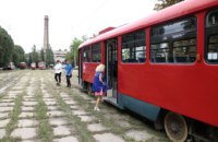 Щоденний огляд, перевірки, інструктажі: як у Дніпрі трамваї, тролейбуси і персонал готують перед виїздом на маршрути