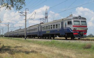 На летний период «Укрзалiзниця» назначила дополнительные поезда в Геническ, Бердянск и Одессу