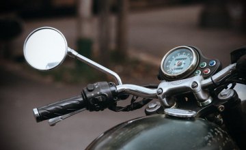 ​На Днепропетровщине группа лиц угнала мотоцикл у односельчанина