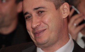 Скандалы, связанные с избирательной кампанией Загида Краснова, утомили днепропетровцев, - эксперт