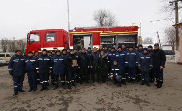 ​Предновогодний подарок для спасателей Петриковки - современный пожарный автомобиль