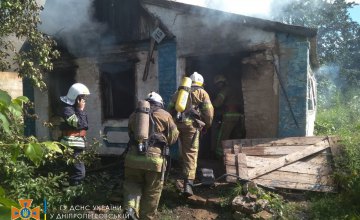 В Синельниковском районе при пожаре в собственном доме погиб мужчина