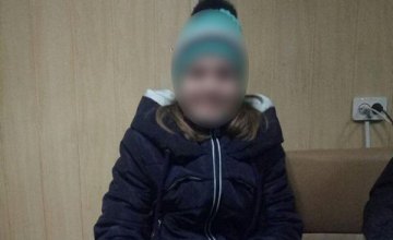 В Днепре 11-летняя девочка села в маршрутку и не доехала домой