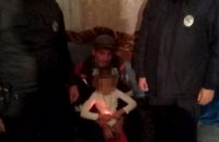 На Днепропетровщине полицейские разыскали женщину с маленькой дочерью 