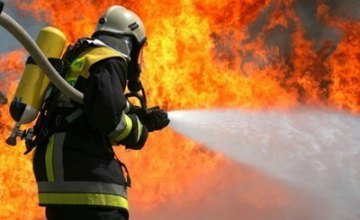 В Киеве из-за пожара в школе эвакуировали 600 детей
