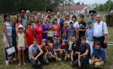 Воспитанники учебно-реабилитационного центра «Горлица» посетили празднование Дня ВДВ