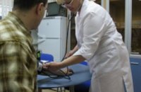 В Днепропетровске на лечение стационарного онкобольного выделяется 1,5 грн. в сутки