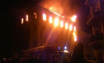 Ночью в Тернополе горел крупный торговый центр