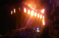 Ночью в Тернополе горел крупный торговый центр