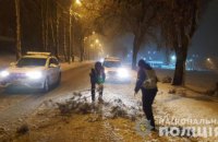 На дорогах Днепропетровщины работают более 200 нарядов патрульной полиции для ликвидации сложных ситуаций, связанных с непогодой
