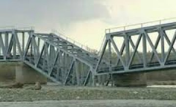 В Запорожской области взорвали ж/д мост