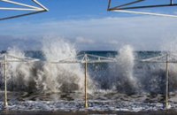 Штормовое предупреждение в Крыму: усиление ветра и ливни