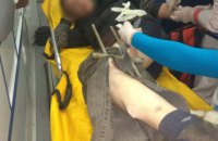 На Днепропетровщине мужчина проткнул себе ногу металлическим прутом (ФОТО)