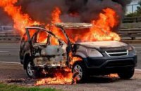 В результате столкновения двух автомобилей на пр. Слобожанский загорелся «Lexus»