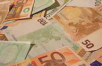 Торги на межбанке закрылись ростом котировок по евро