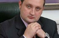 Арбузов будет проводить ежедневные встречи-совещания с губернаторами областей