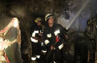 Во время ликвидации пожара в Днепре спасатели обнаружили тело 86-летней женщины