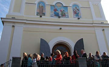 В Великую Субботу в Днепропетровск доставят Благодатный огонь 