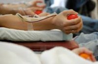 Днепропетровцы сдали 30 литров крови для раненных из зоны АТО