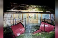 Нічні ворожі обстріли понівечили приватні будинки на Нікопольщині  