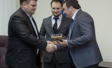 16 молодых ученых Днепропетровской области получили 600 тыс грн на реализацию собственных исследований