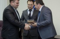 16 молодых ученых Днепропетровской области получили 600 тыс грн на реализацию собственных исследований