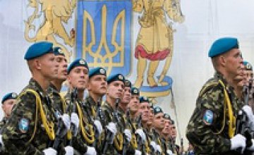 В этом году в армию на контракт пошли более 100 мужчин Днепропетровщины