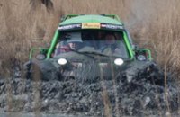 На выходных в Знаменовке прошли грязевые гонки на внедорожниках (ФОТО)
